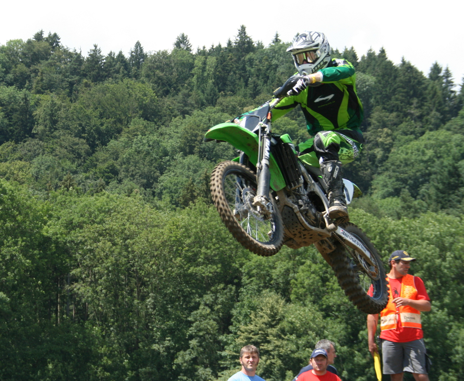 Moto Cross 3  09 322_jpg-1278246604