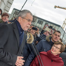 Bundespr__sident Alexander van der Bellen - Heldenplatz _16 von 119_.jpg