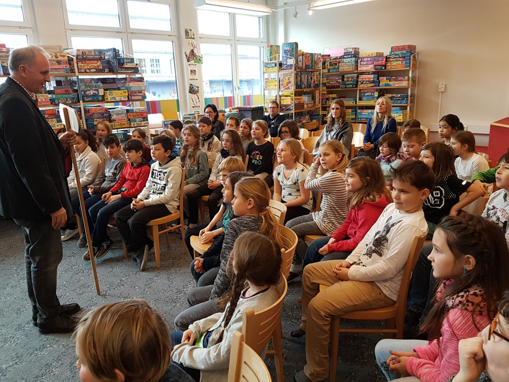 Musikverein WERBUNG in der Schule Milit__rmusik C 25-01-2017 PR__SENTATION _34_.jpg