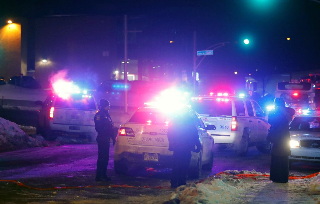 2017-01-30T034804Z_402706533_RC1769CFFB20_RTRMADP_3_CANADA-MOSQUE-SHOOTING.JPG