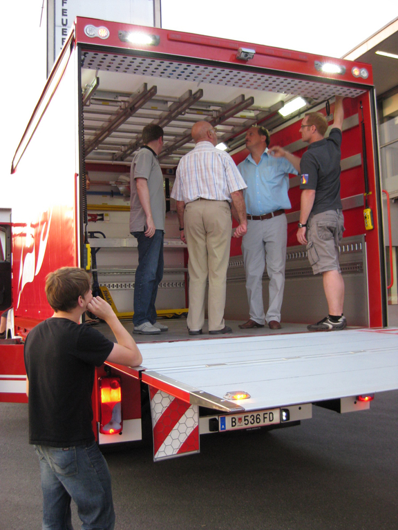 Versorgungsfahrzeug Feuerwehr H__rbranz 008.jpg
