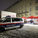 Akademikerball 2017: Vor der Wiener Hofburg