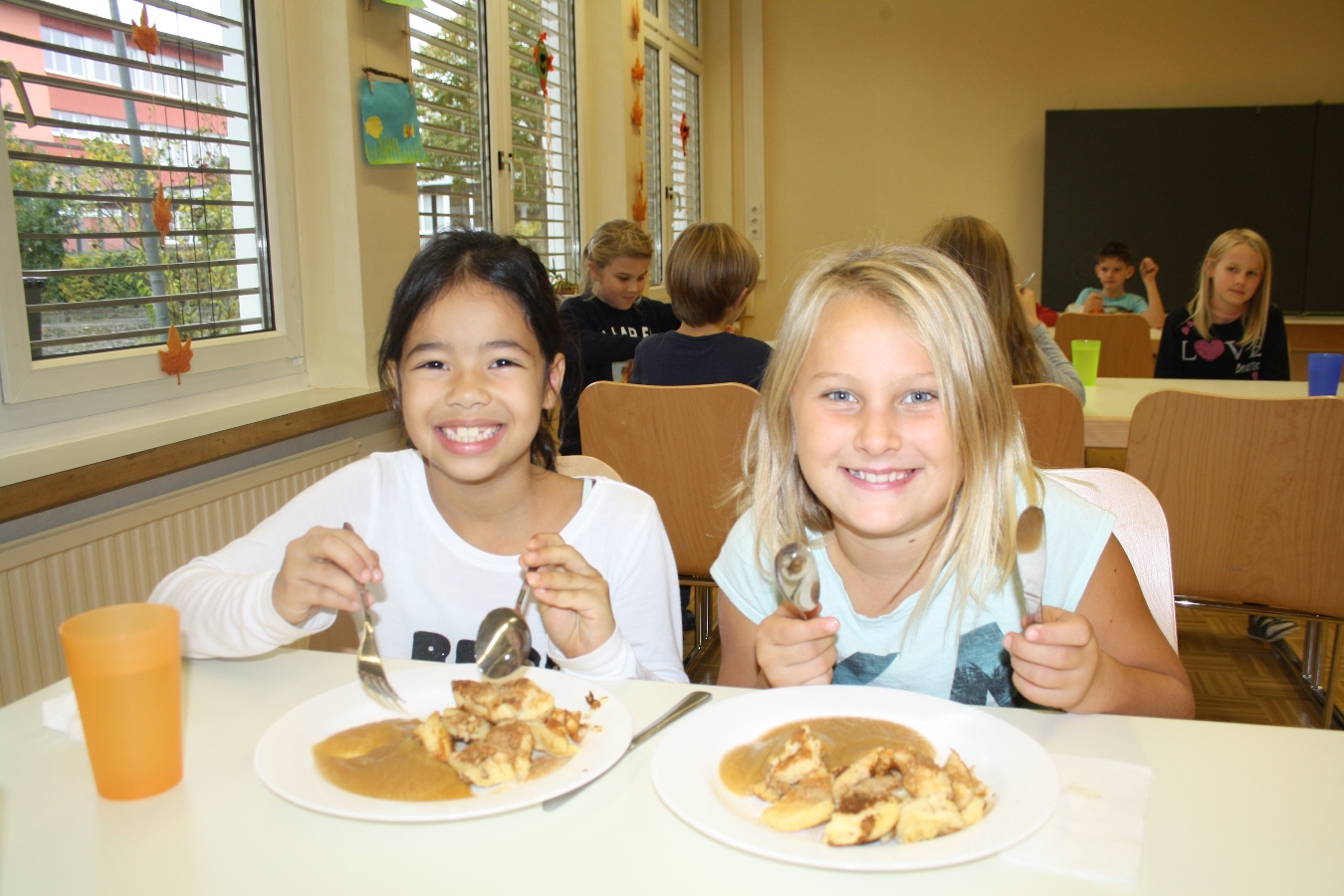 Mittagstisch Schulzentrum 25-10-2016 _2_.JPG