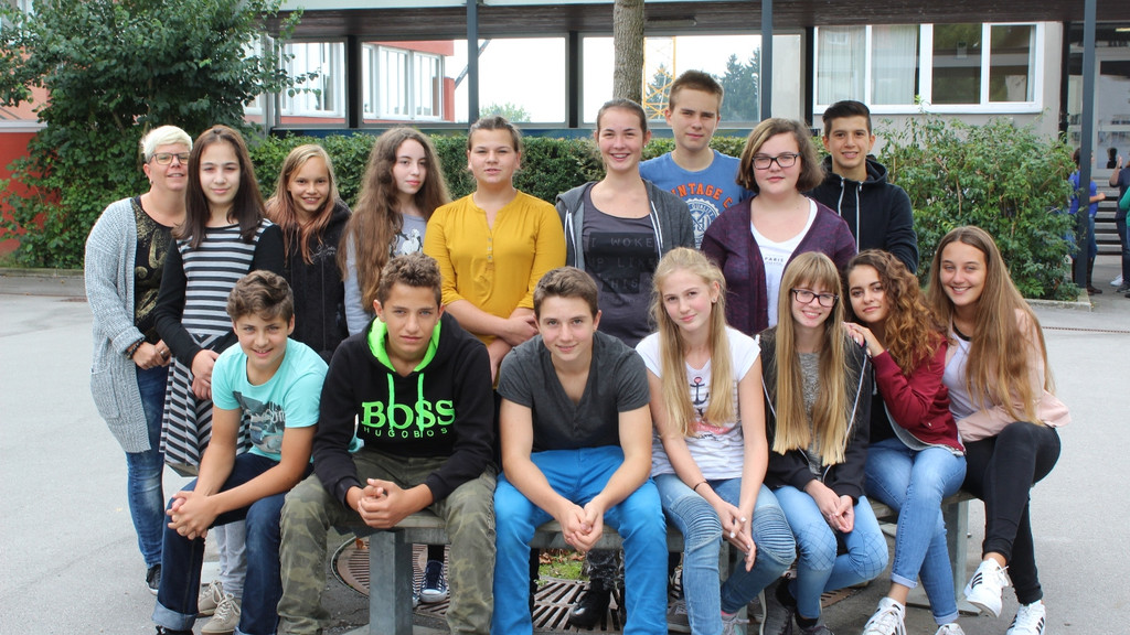 Mittelschule Klasse 4a Oktober 2016.JPG