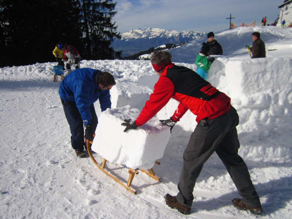 BK_Iglu bauen und rodeln Laterns 34.jpg