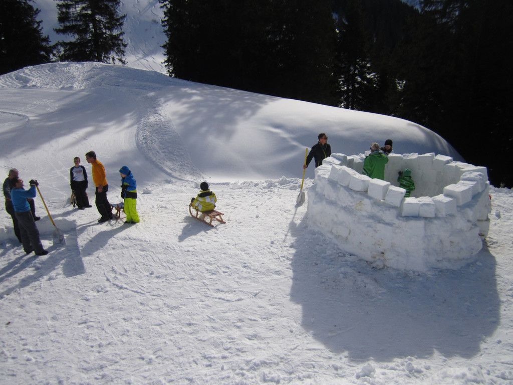 BK_Iglu bauen und rodeln Laterns 52.jpg