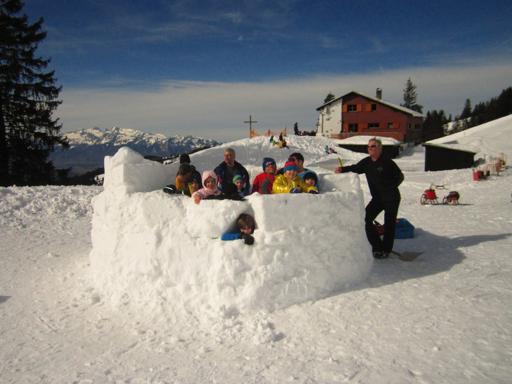 BK_Iglu bauen und rodeln Laterns 58.jpg