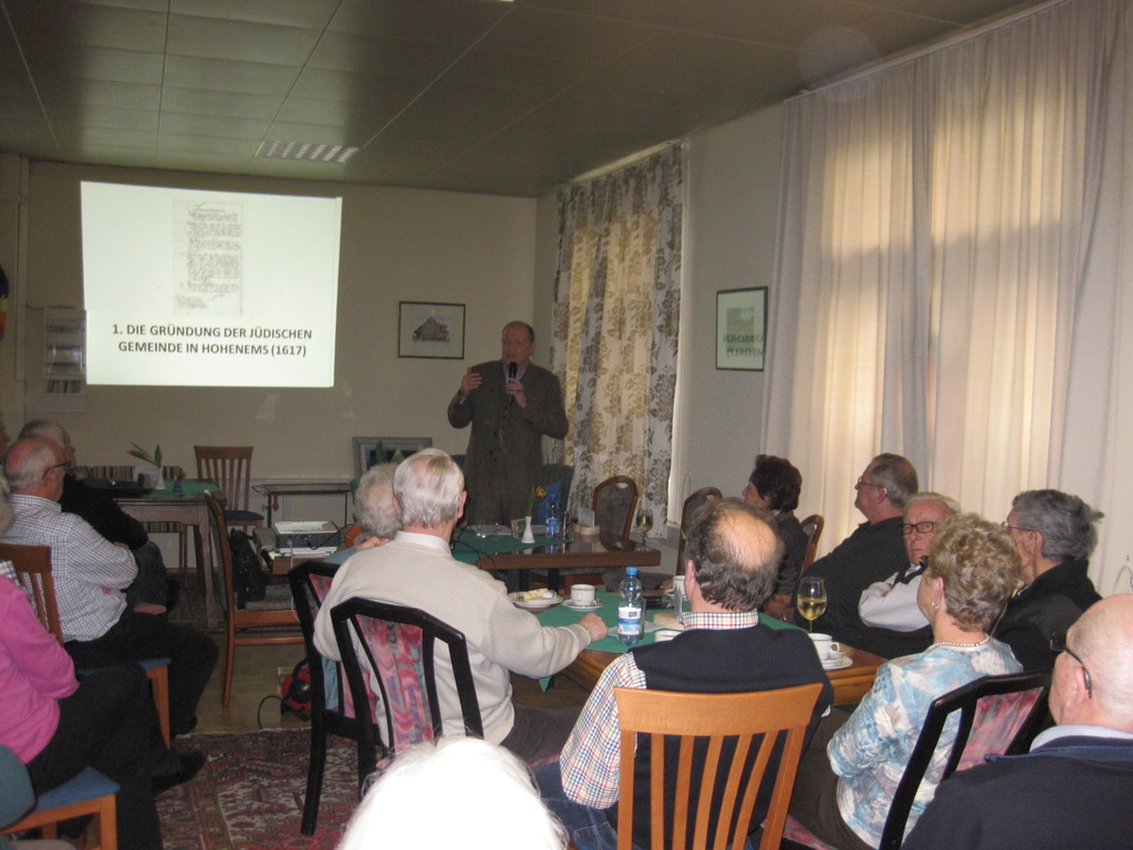 Vortrag Geschichte Lustenau im Club 50_   Bild _ 2 _.JPG