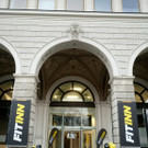 Fitinn_Eingangsbereich Rathausplatz.JPG