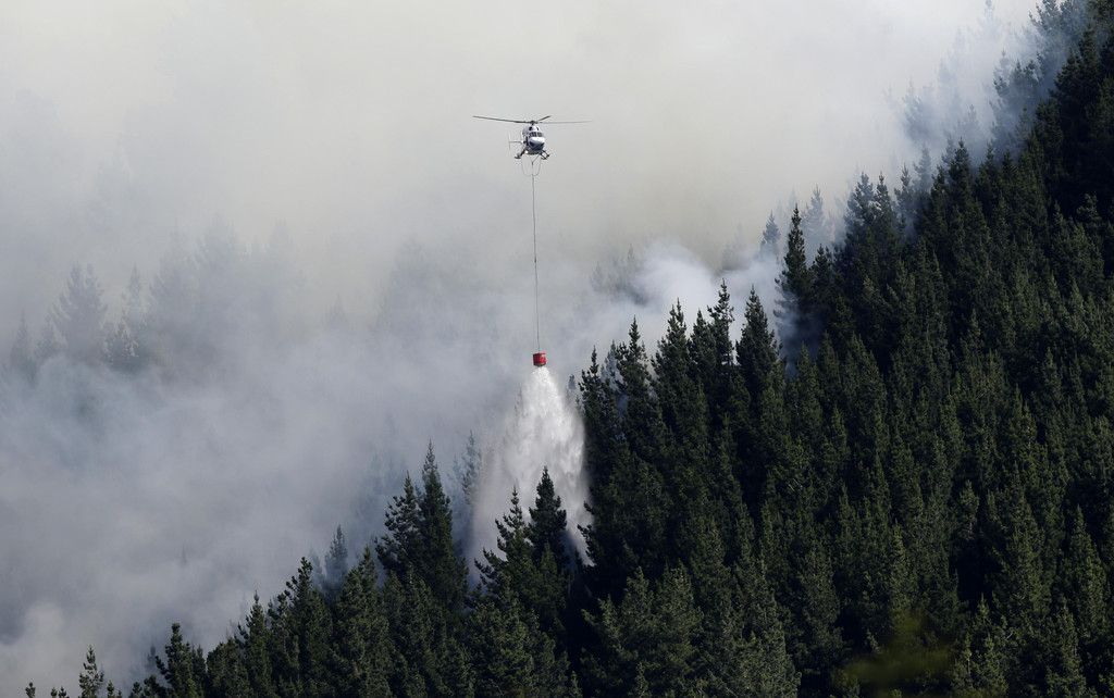New_Zealand_Wild_Fire_88024.jpg