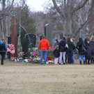 Wiener zelebrieren Falco zu seinem 60er am Zentralfriedhof
