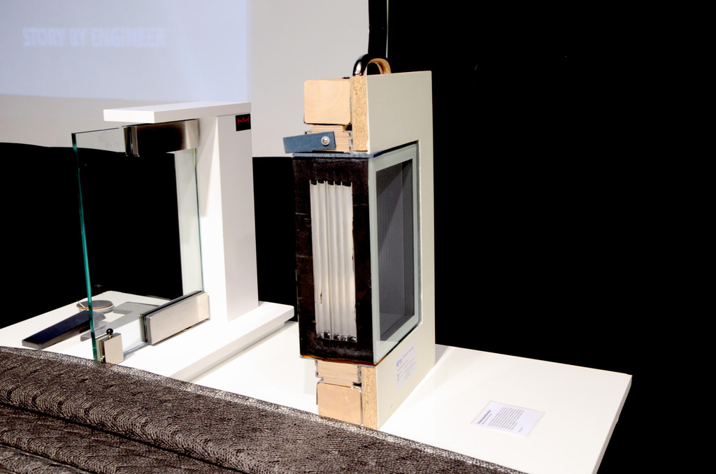 Sonderschau Glas 002 _c_ Ofroom.jpg