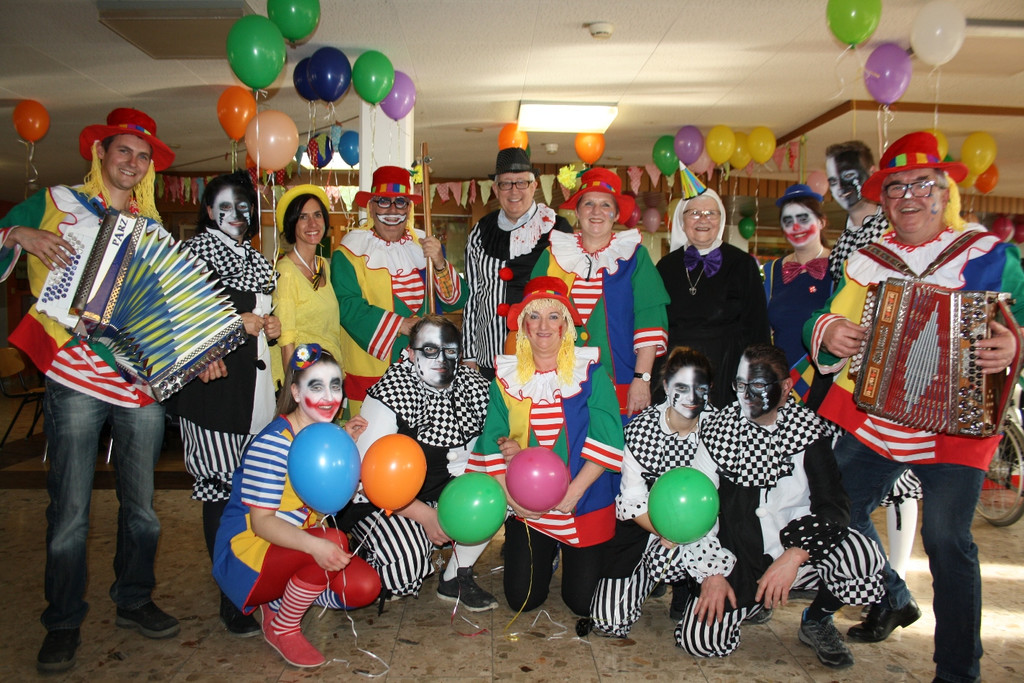 Jesuheim FASCHING Lustige Clowns 22-02-2017 _1_.JPG
