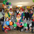  „Lustige Clowns“ hieß das Motto beim traditionellen Kaffeekränzle im Pflegeheim Jesuheim in Oberlochau.