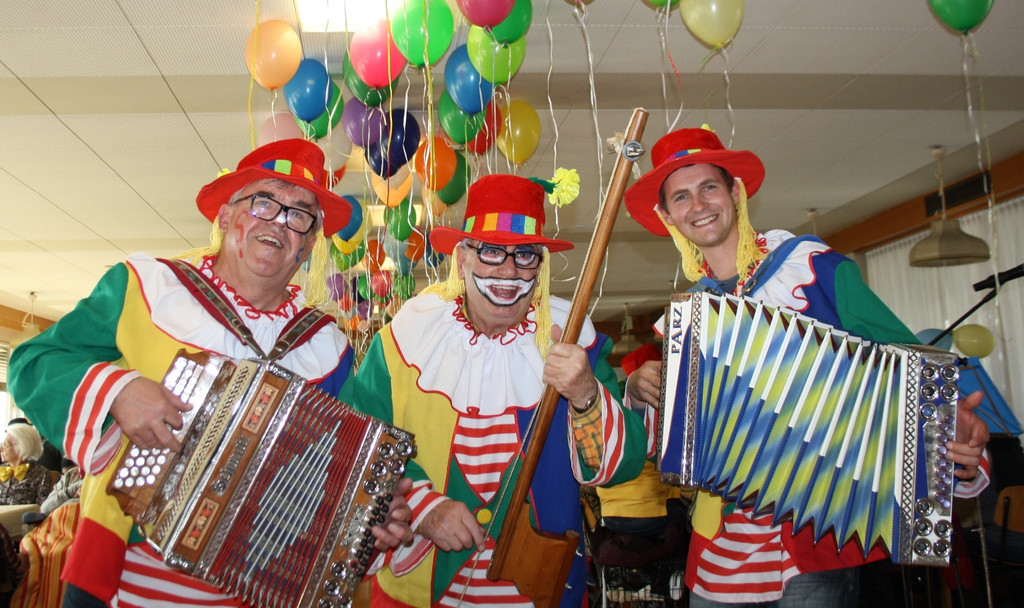 Jesuheim FASCHING Lustige Clowns 22-02-2017 _4_.JPG