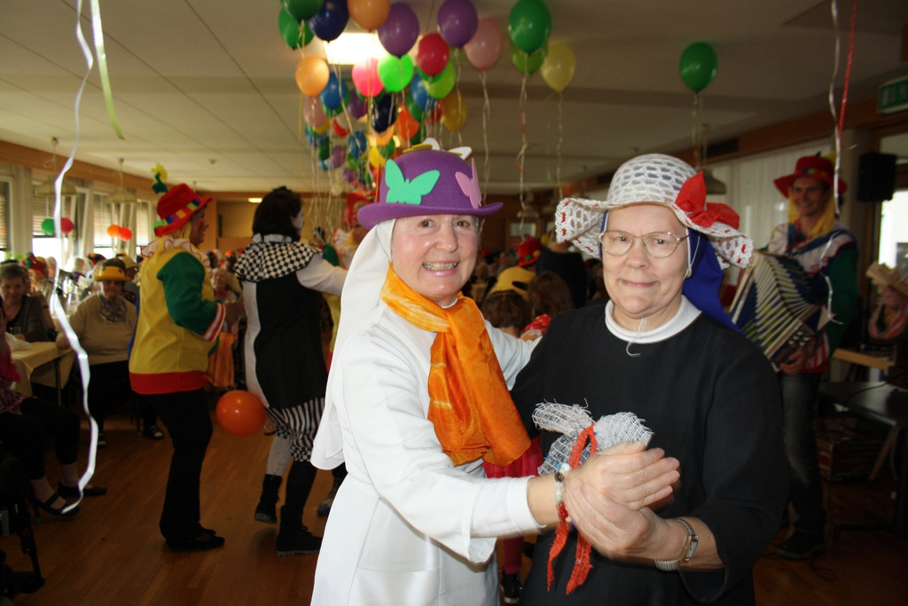 Jesuheim FASCHING Lustige Clowns 22-02-2017 _6_.JPG