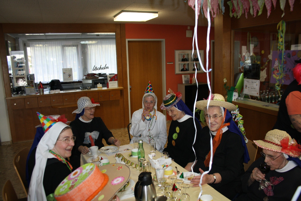 Jesuheim FASCHING Lustige Clowns 22-02-2017 _16_.JPG