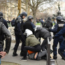 AFP_LZ2N4.jpg