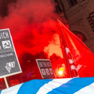 Eat the rich_ Opernballdemo 2017 - 23_02_2017 _54 von 55_.jpg