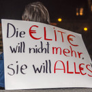 Eat the rich_ Opernballdemo 2017 - 23_02_2017 _58 von 55_.jpg