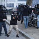 AFP_M19UZ.jpg