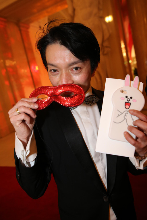 La Hong_Copyright ROBIN CONSULT_Lepsi _1 von 44_.jpg