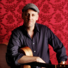 Adam Rafferty_Gitarre AmBach.jpg