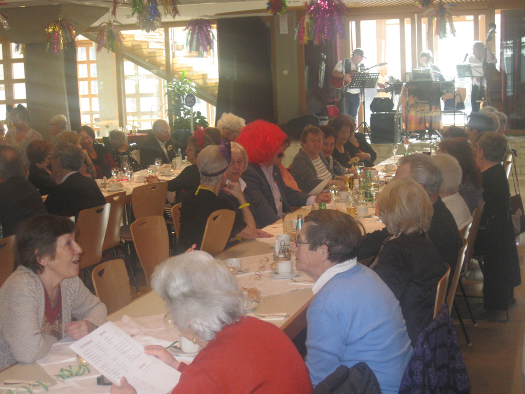 Faschingskr__nzle 14_02_2017 Bild 10.JPG