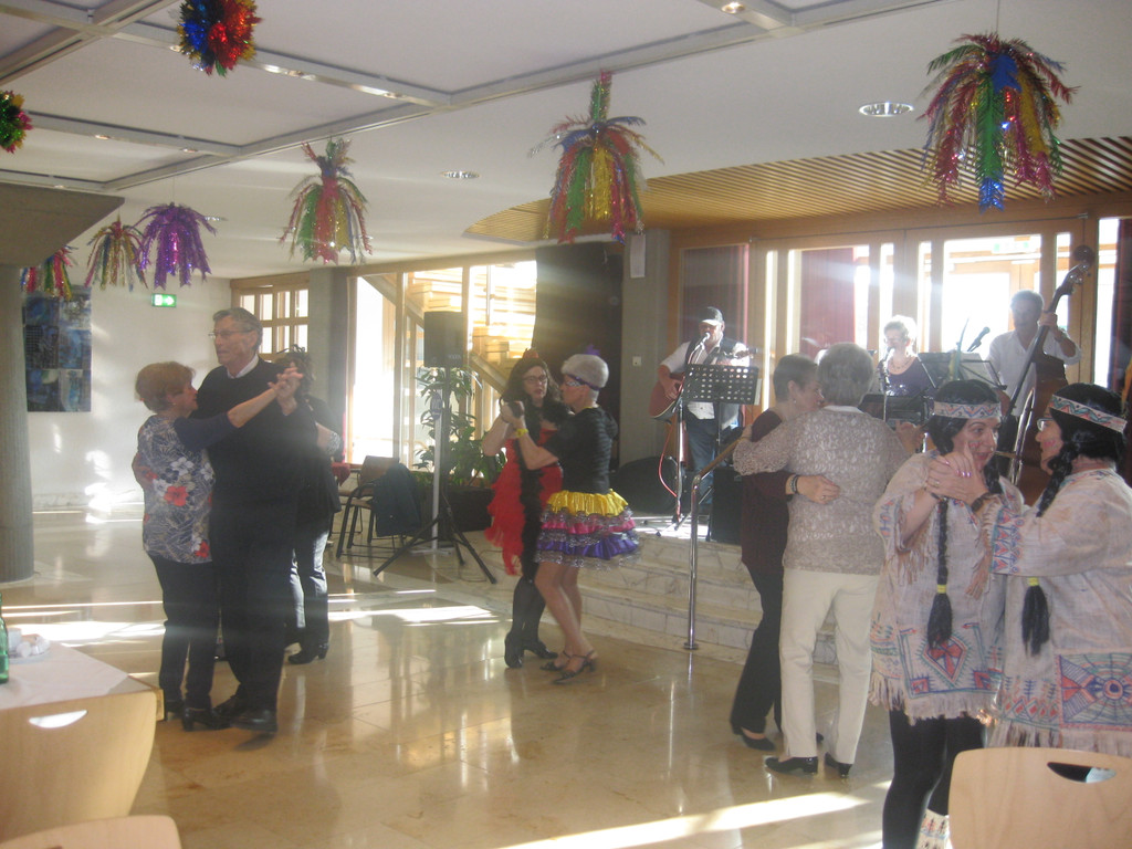 Faschingskr__nzle 14_02_2017 Bild 30.JPG