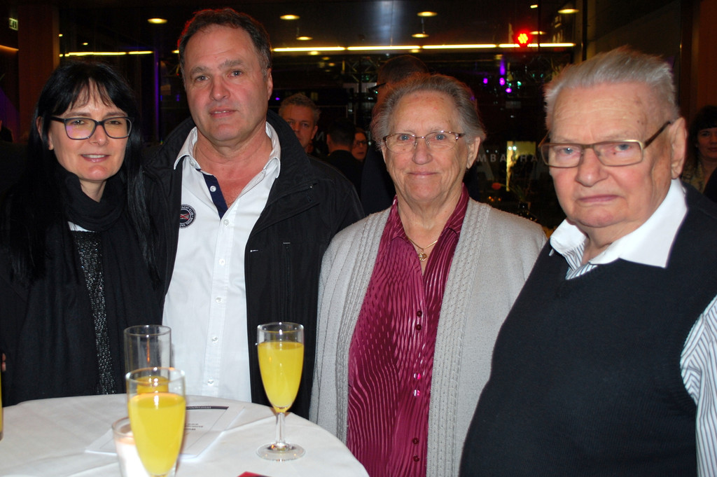 Doris und Richard Zehrer_ Berta Salcher und Hans Mallin.JPG