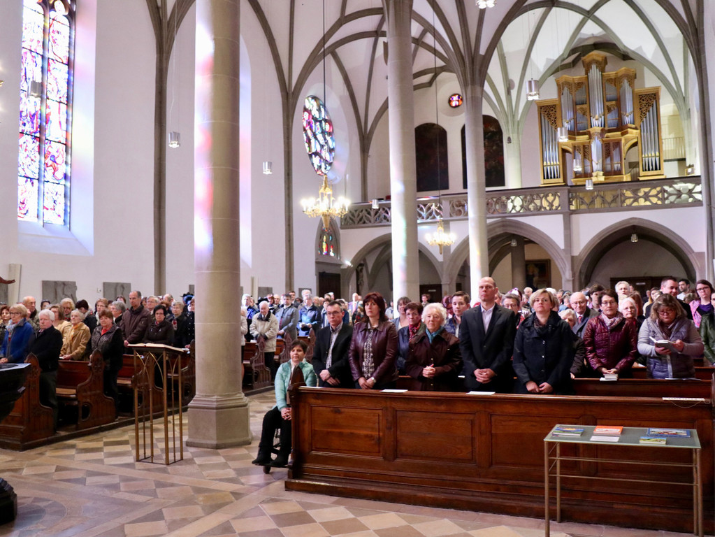 KOE_Priesterweihe Dariusz Radziechowski 3.jpg
