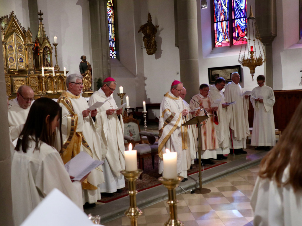 KOE_Priesterweihe Dariusz Radziechowski 8.jpg