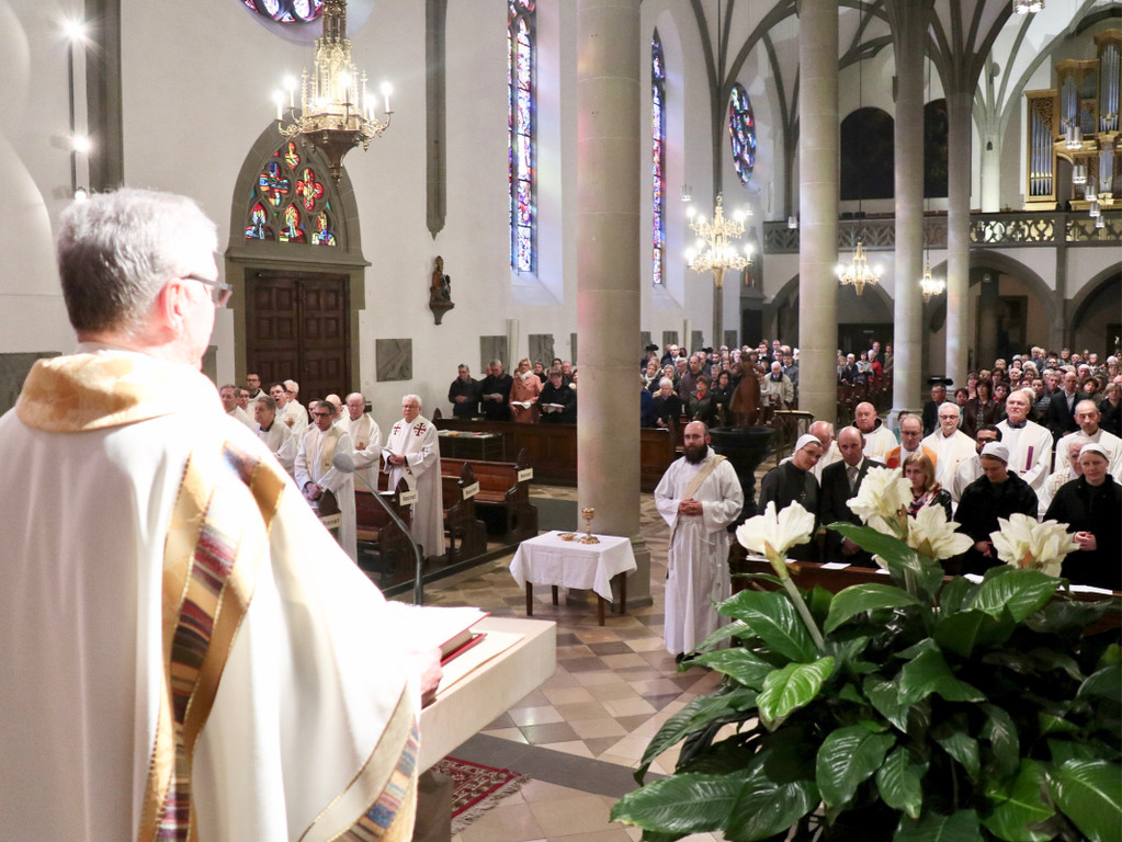 KOE_Priesterweihe Dariusz Radziechowski 9.jpg