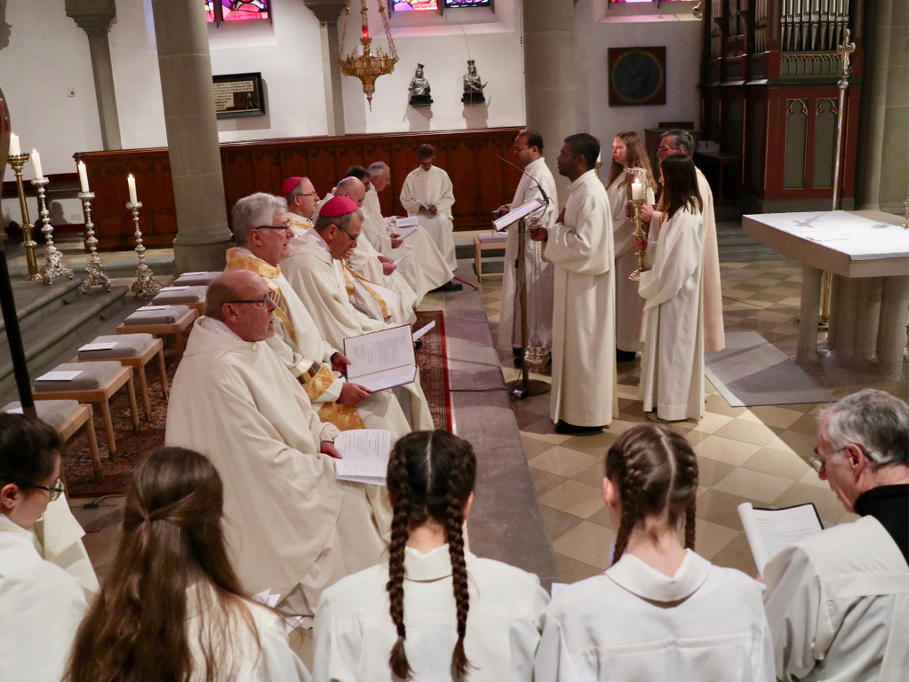 KOE_Priesterweihe Dariusz Radziechowski 15.jpg