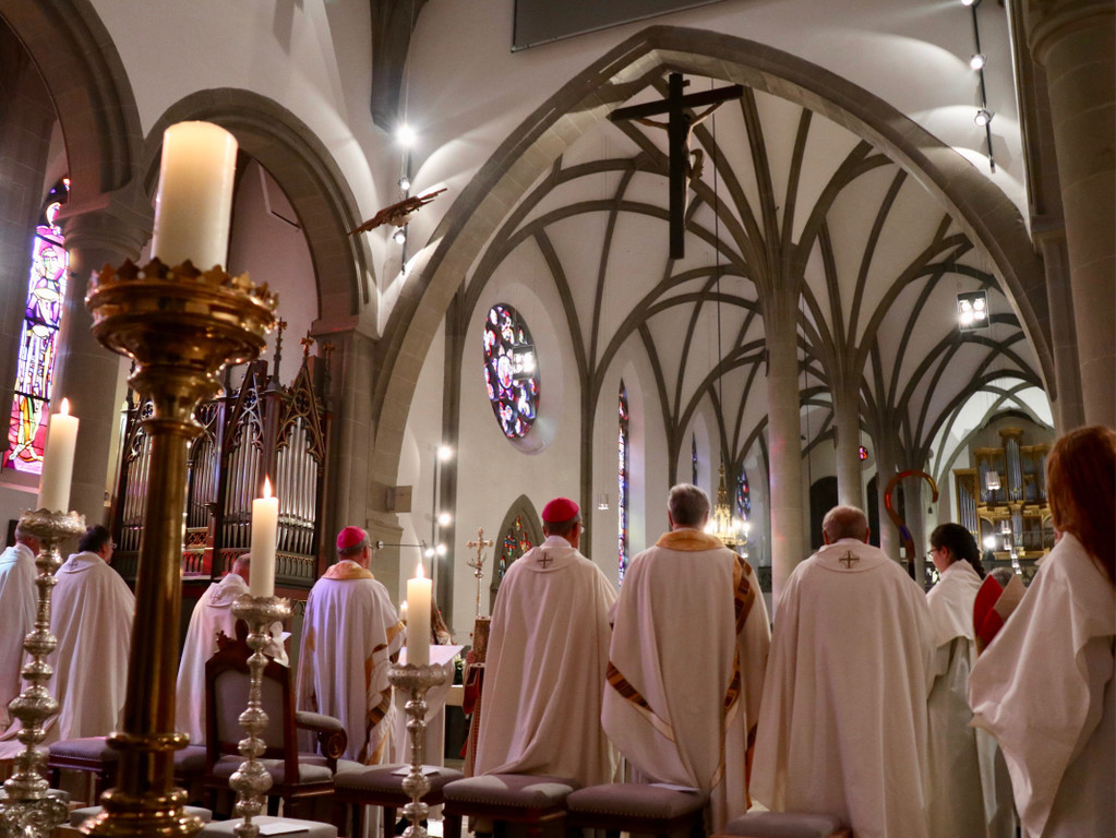 KOE_Priesterweihe Dariusz Radziechowski 18.jpg