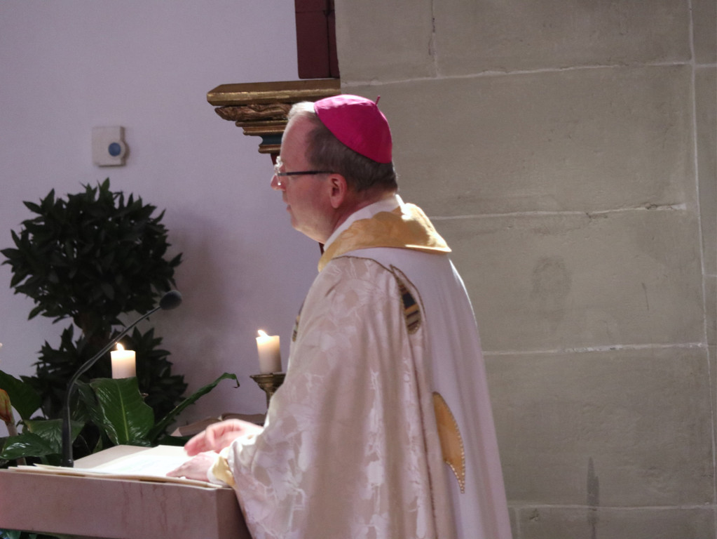 KOE_Priesterweihe Dariusz Radziechowski 22.jpg