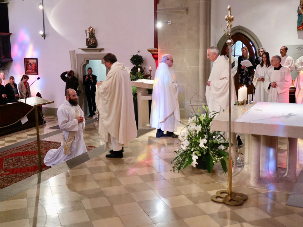 KOE_Priesterweihe Dariusz Radziechowski 28.jpg