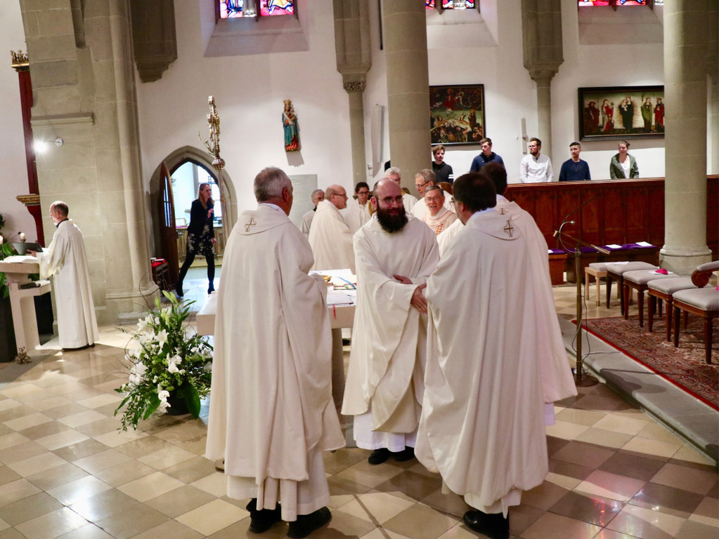 KOE_Priesterweihe Dariusz Radziechowski 46.jpg