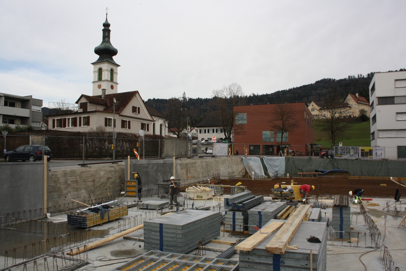 B Gemeinschaftshaus BETONIERUNG Bodenplatte A 16-02-2017 _7_.JPG