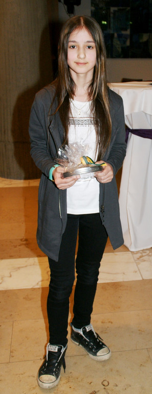 Imana Israilova - Staatsmeisterin Karate.JPG