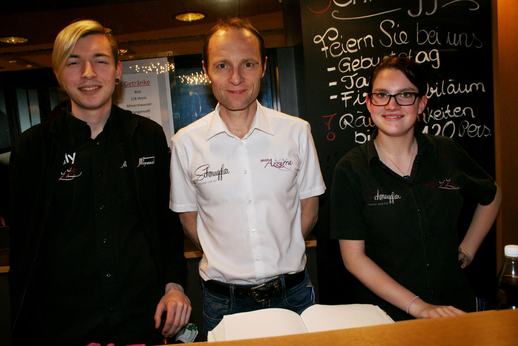 Schmugglar-Chef Marcel Lerch mit seinem Team.JPG