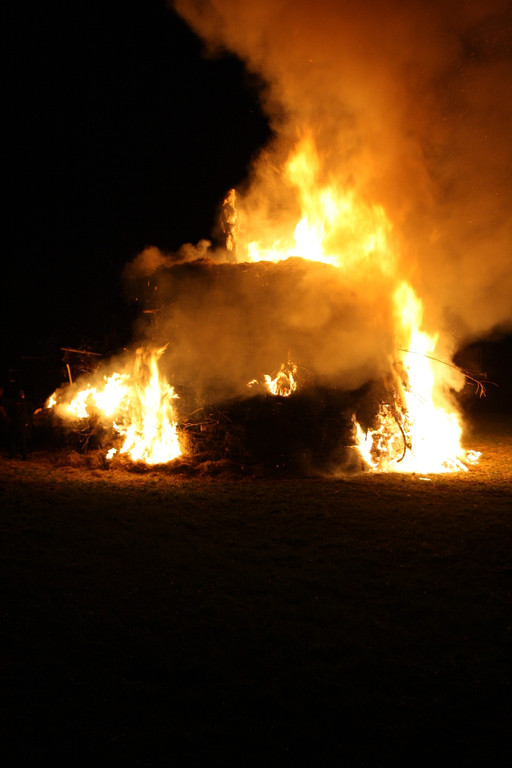 Funken A Hofen B ABBRENNEN 04-03-2017 _2_.JPG