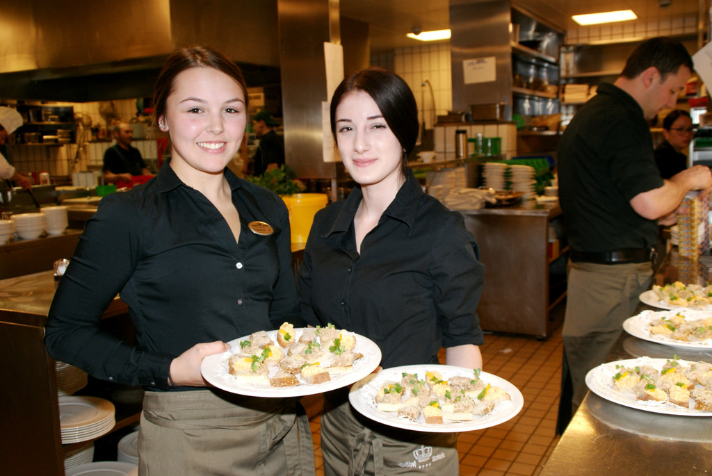 v_li_ Helena und Ipek.JPG