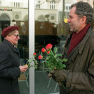 Van der Bellen verteilt Rosen