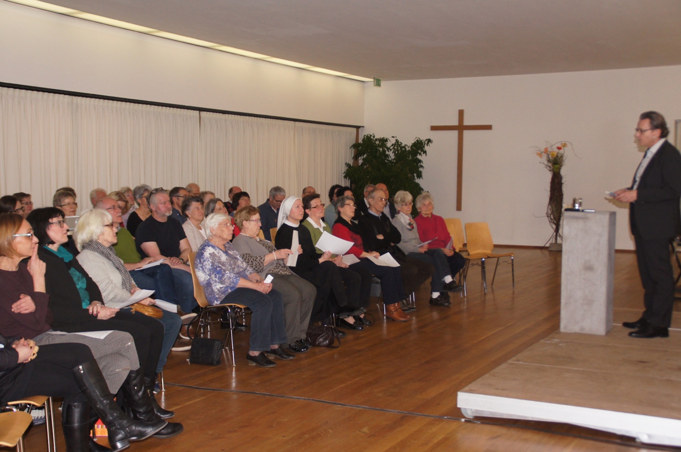 Glaubensforum 1 DIAKON HEIL 03-03-2017 _1_.JPG