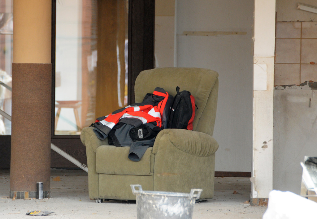 Abbruch 15-03-17 5.jpg