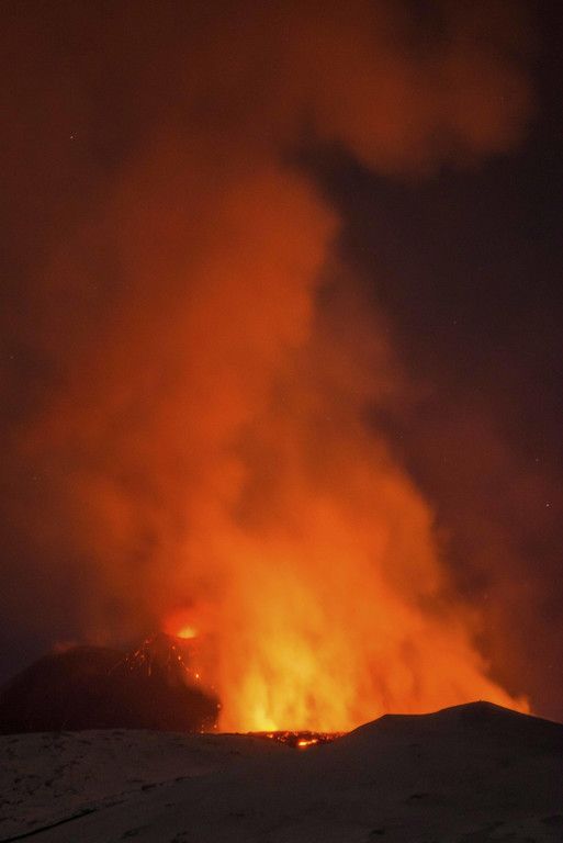 Italy_Etna_Volcano_93334.jpg