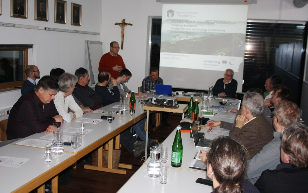 GV Sitzung Projekt CESBA Vorstellung 14-03-2017 _16_.JPG