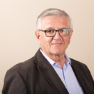 Portrait-Netz-f_Kinder FA 2015 seitlich.jpg