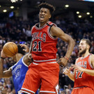 2017-03-22T032431Z_693060820_NOCID_RTRMADP_3_NBA-CHICAGO-BULLS-AT-TORONTO-RAPTORS.JPG